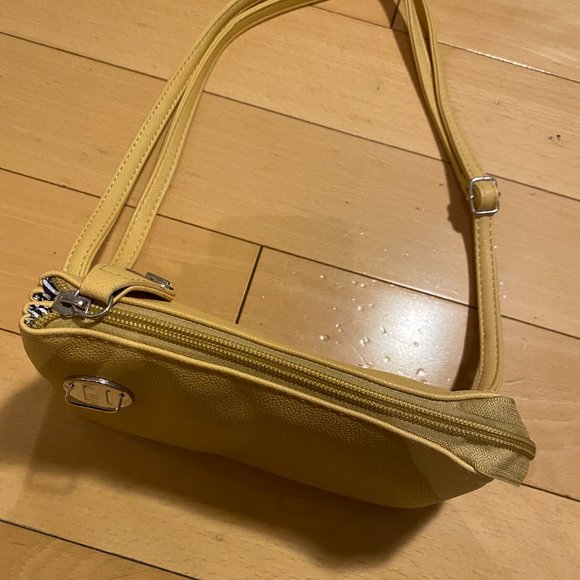 NWOT Faux Leather Yellow Shoulder Bag, Crossbody or Wristlet - Picture 4 of 10